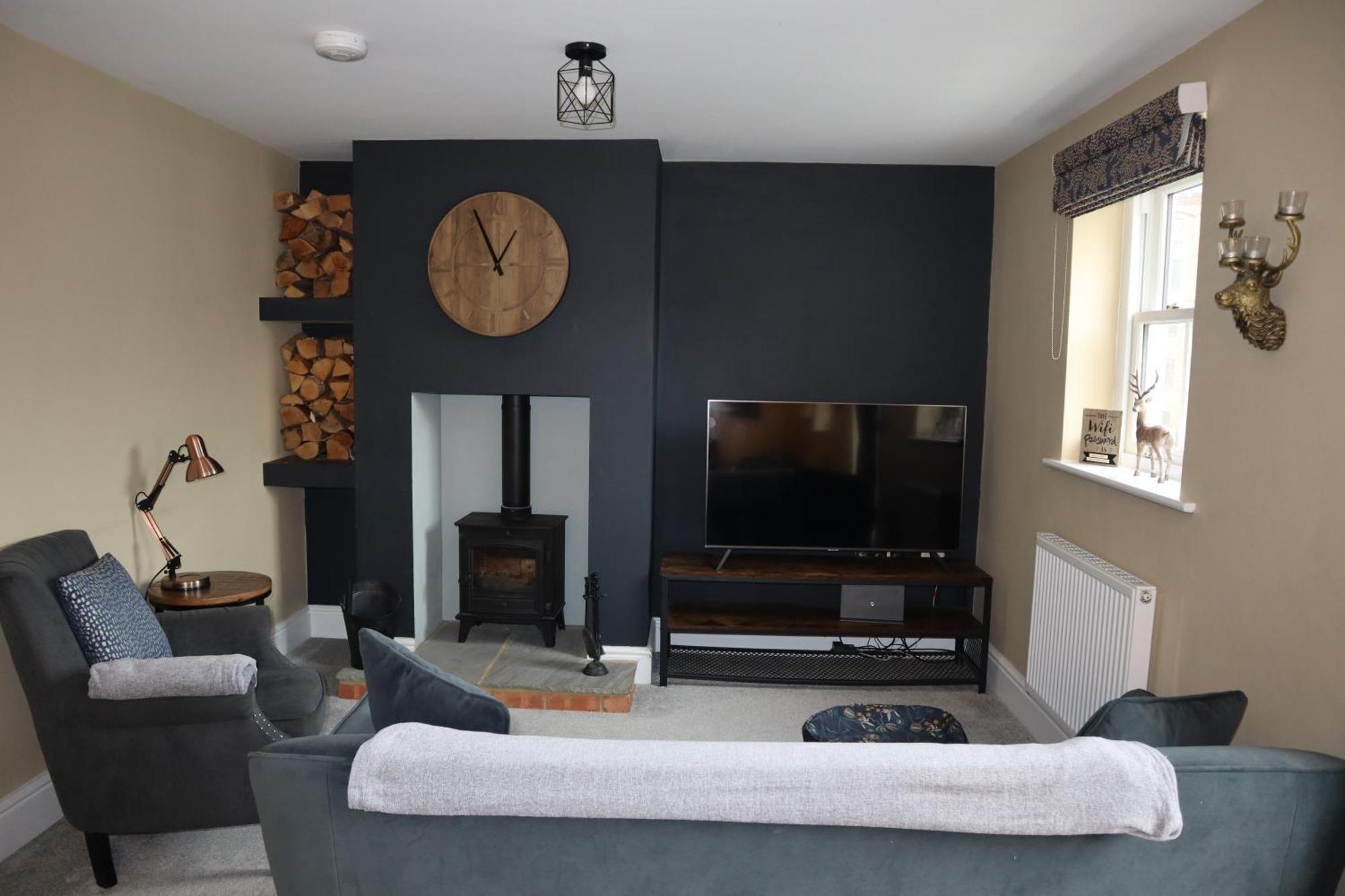 Canal View Cottage With Log Fire & Parking Blisworth المظهر الخارجي الصورة